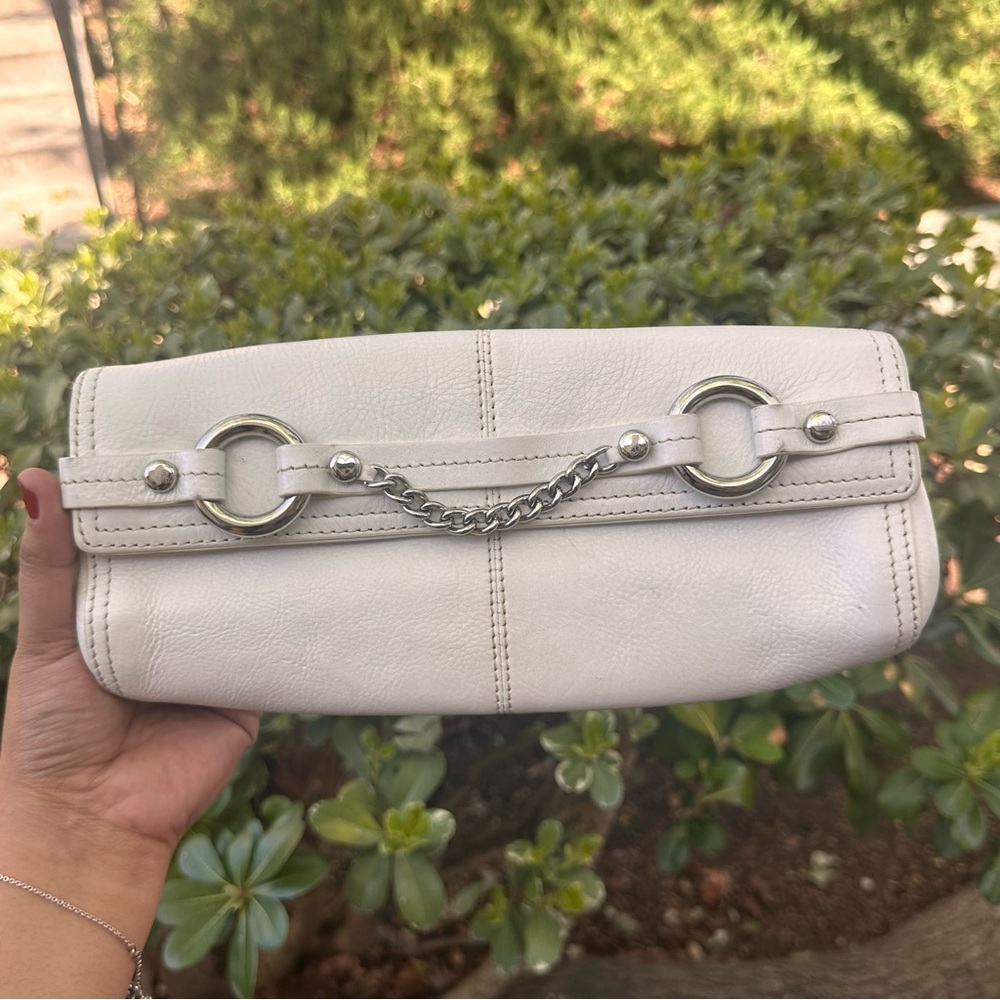 Juicy Couture Leather Silver and White Wristlet with Chain Accent - Picture 9 of 10